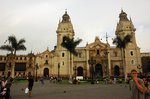 La Catedral en la Plaza de Armas